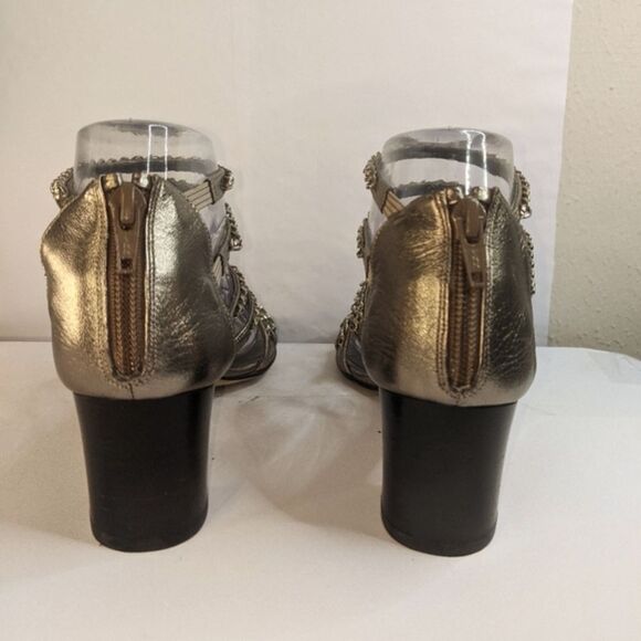 Stuart Weitzman Patent Leather Gladiator Sandal SZ 6.5 M Platform, Chain - Picture 7 of 11